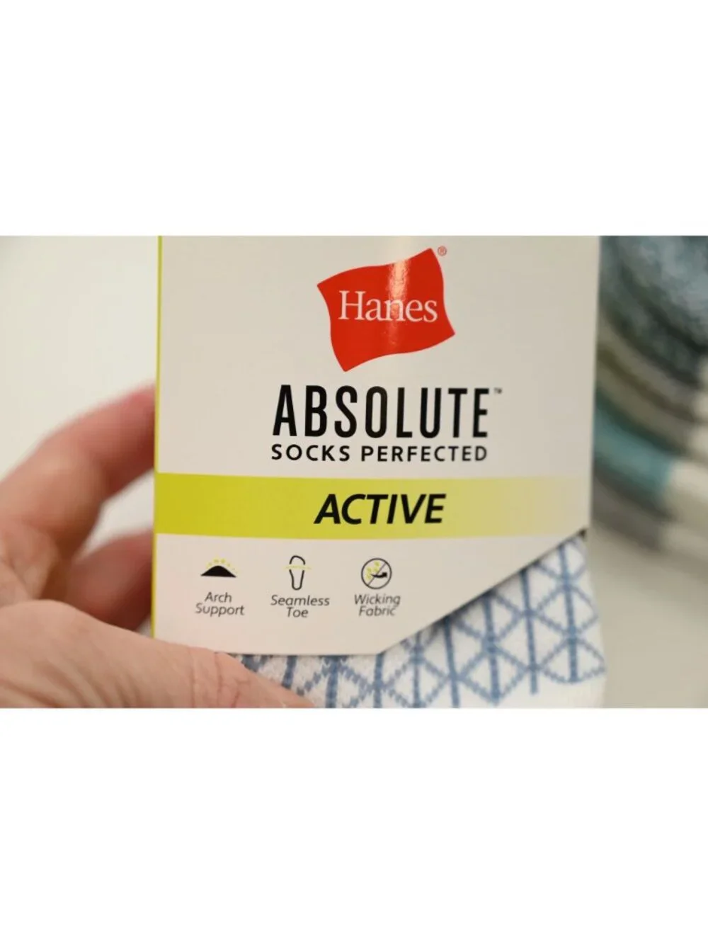 NIP Hanes Absolute Socks Lot of 2 4 Pack Perfected Active Sz L 3-9 Ankle White